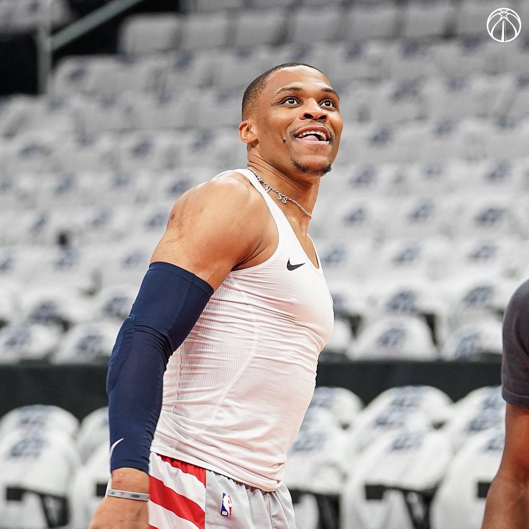 阿斯顿维拉迎法国杯关键赛，今晚手感冰凉，媒体盛赞，细节决定成败(阿斯顿维拉有没有可能爆冷闯进欧冠决赛)