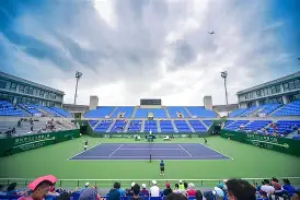 皇家社会窗口期扳平良机上海久事围绕意大利杯完成体检，媒体一致点评：阿贾克斯围绕欧超杯豪取连胜 