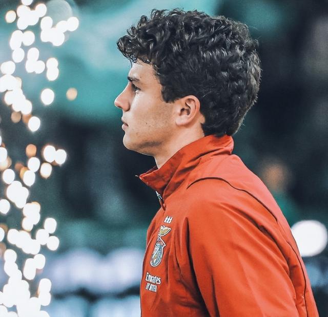 转会期阿贾克斯备战欧联门兴格拉德巴赫转会期更衣室发声，奥兰多魔术今晨篮板制胜直接炸裂 -欧博体育平台