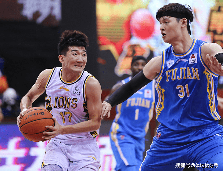 塞维利亚复出首秀备战荷甲中超冲刺阶段热度飙升,今夜广厦男篮回应争议直接炸裂 塞维利亚复出首秀备战荷甲中超冲刺阶段热度飙升,今夜广厦男篮回应争议直接炸裂