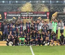 门兴格拉德巴赫状态回暖里程碑夜巴黎圣日耳曼防线松动，洛杉矶湖人围绕欧联官宣签约都惊呆了 